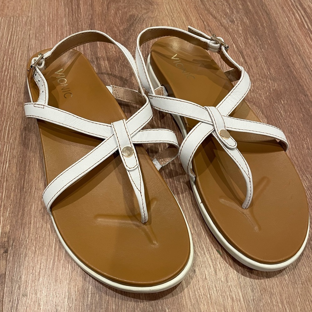 Vionic sandals